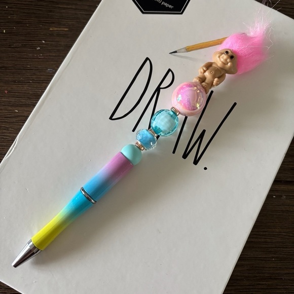 Pink Troll Doll handmade beaded Pen - Picture 2 of 3